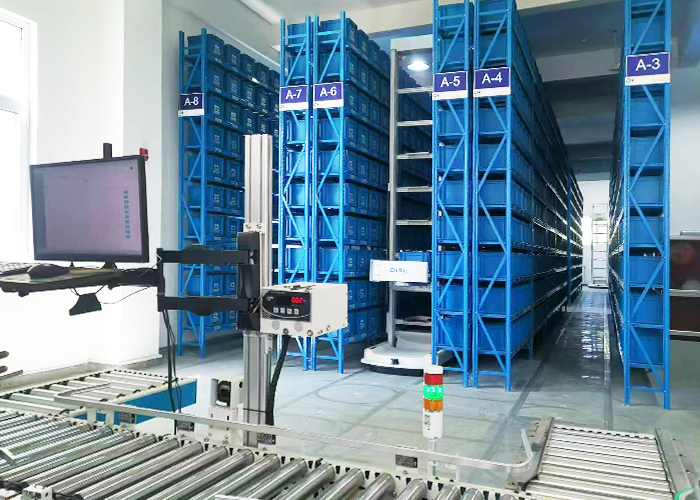 智能料箱機(jī)器人立體庫項(xiàng)目案例